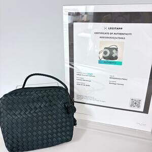 Authenticated Bottega Veneta crossbody purse
